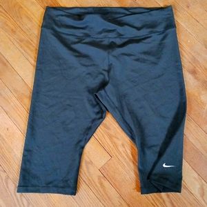 Nike plus size 3x Spandex capris.